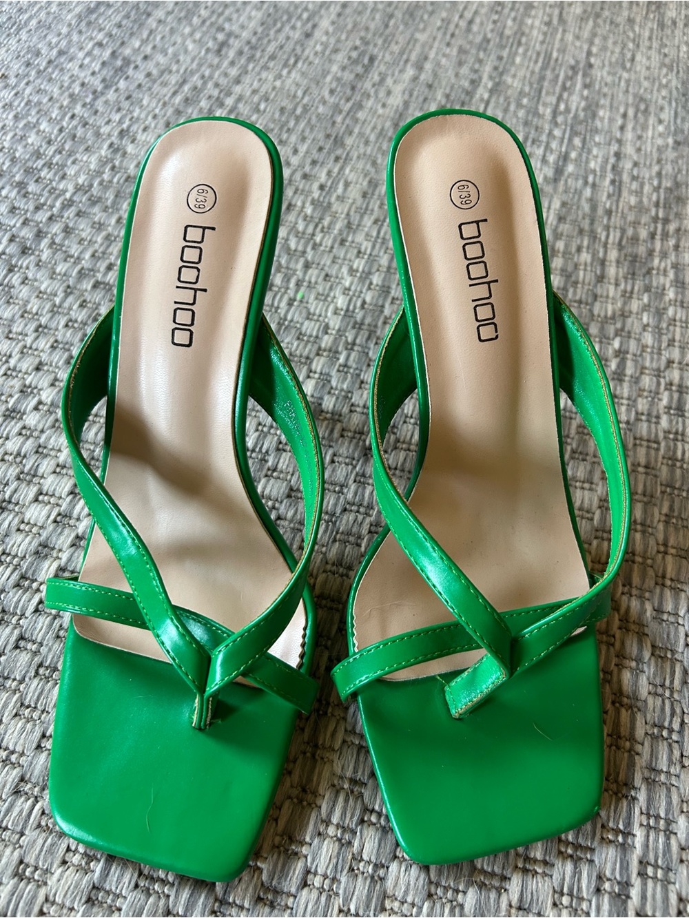 boohoo Green Square-Toe Strappy Heeled Mules